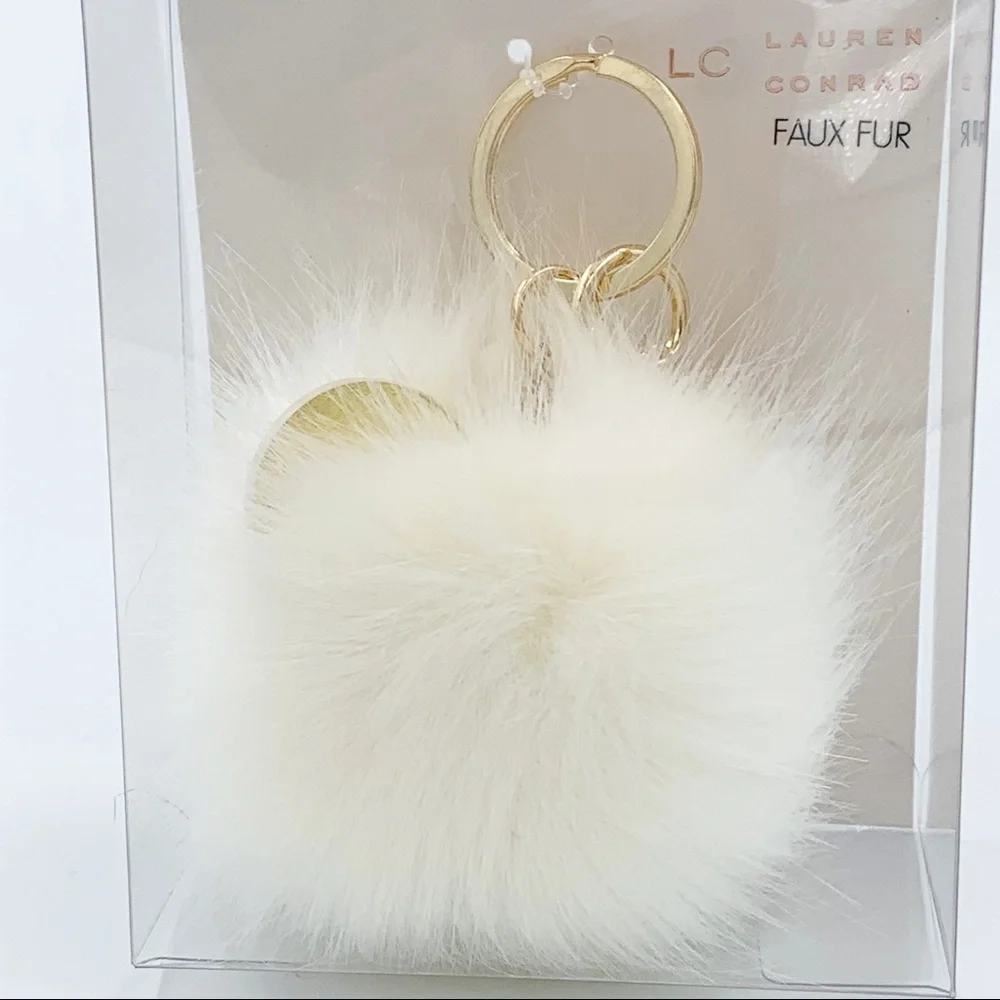 LC Lauren Conrad White Faux Fur Bear Keychain Gold Tone Bag Charm NWT